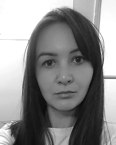 HLOUKHOVSKA Anastasiia-portrait-v2